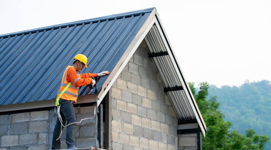 Expert new roof installation services in Evadale, TX